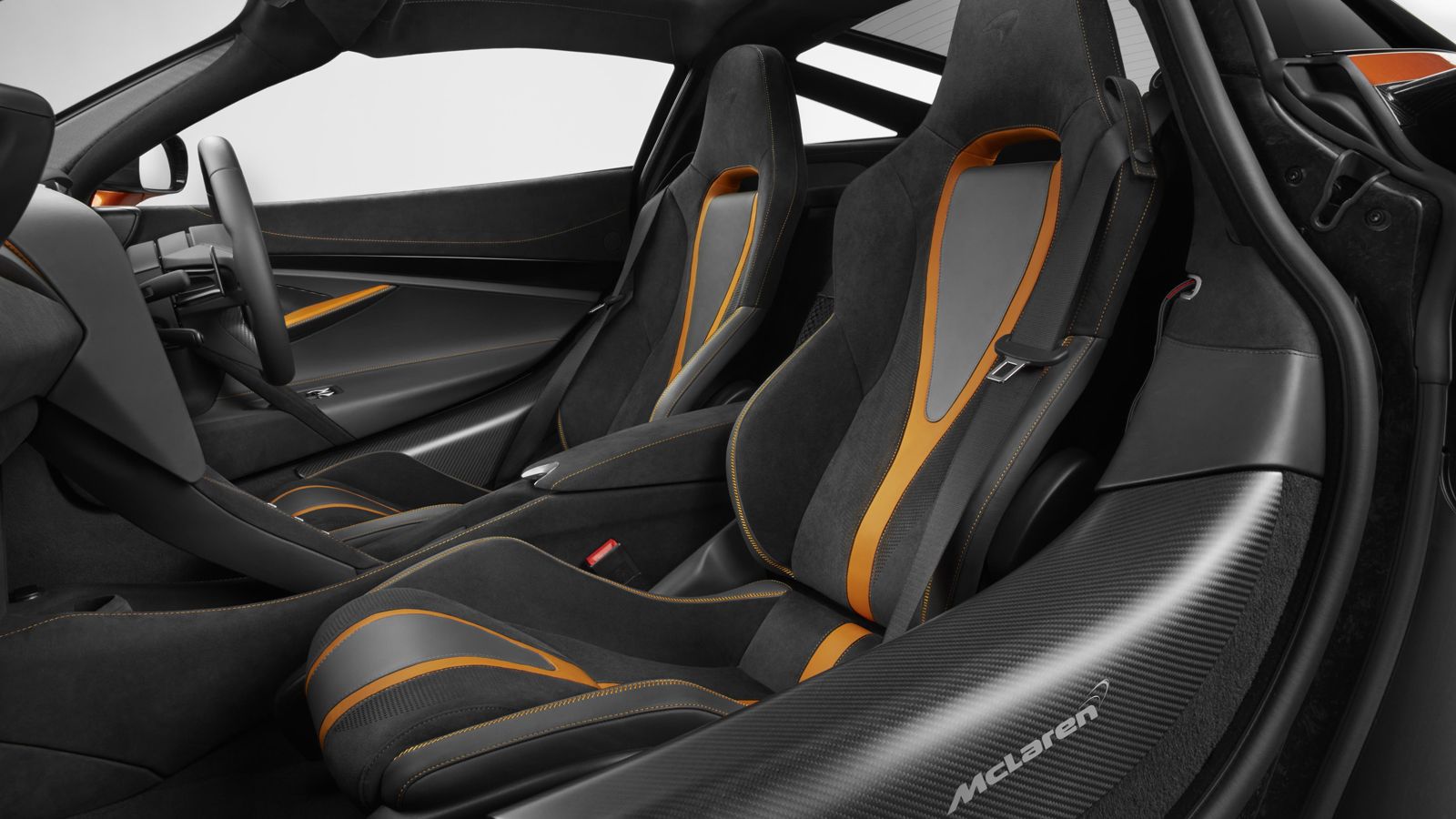 Η McLaren υπόσχεται νέα στάνταρ στα supercar σε ό,τι έχει να κάνει με την ευρυχωρία και την ευχρηστία.